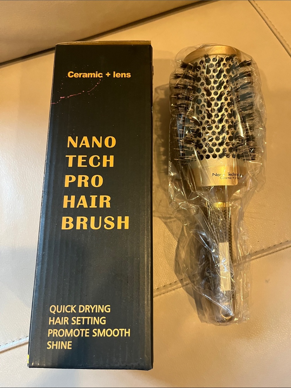 Nano Tech Pro Hair Brush - Black & Gold